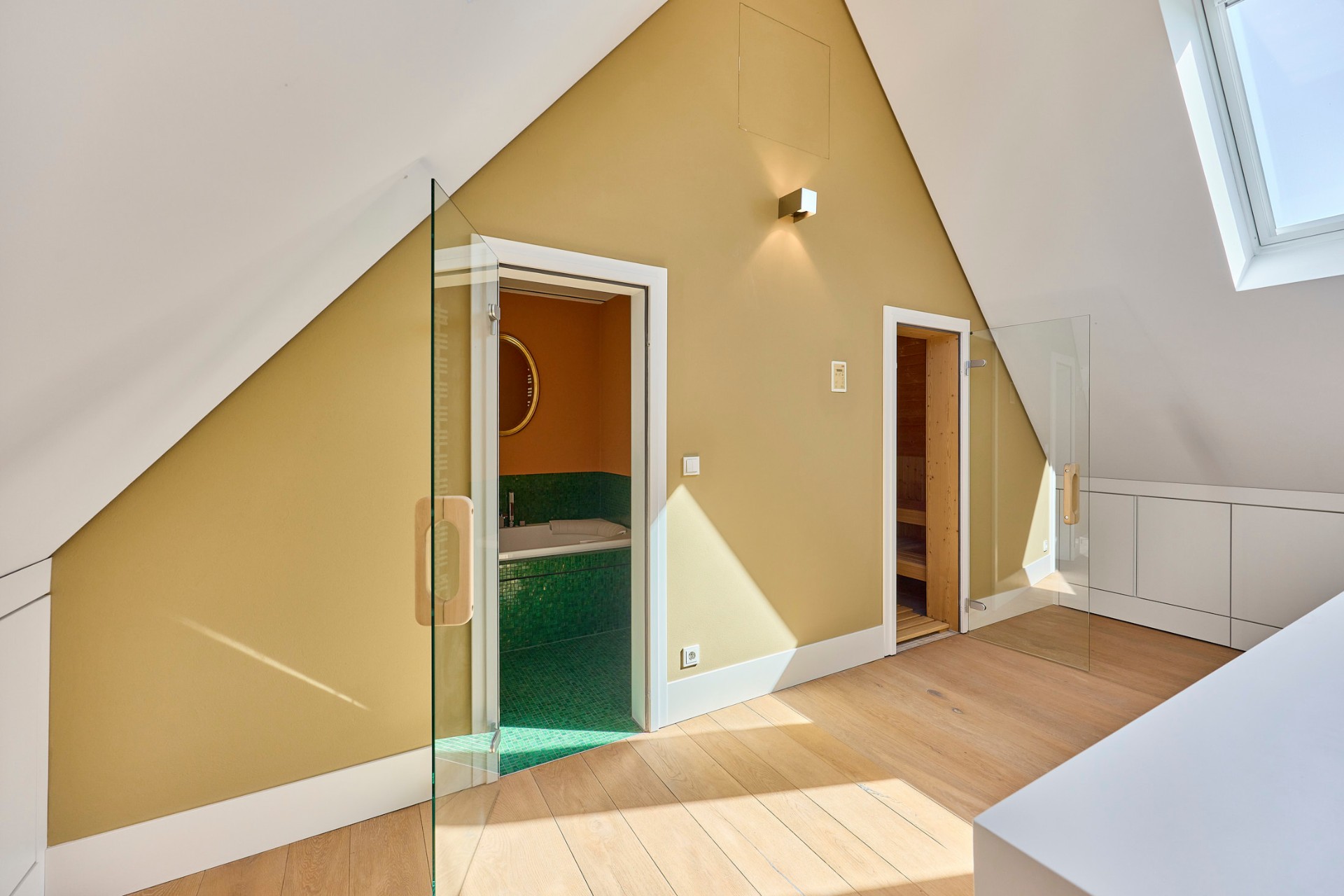 Wellnessbereich mit Sauna und Dampfbad